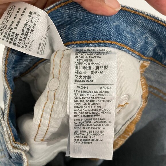 Levis Women Blue Ripped Jeans Size W24 L 30 - Picture 7 of 10